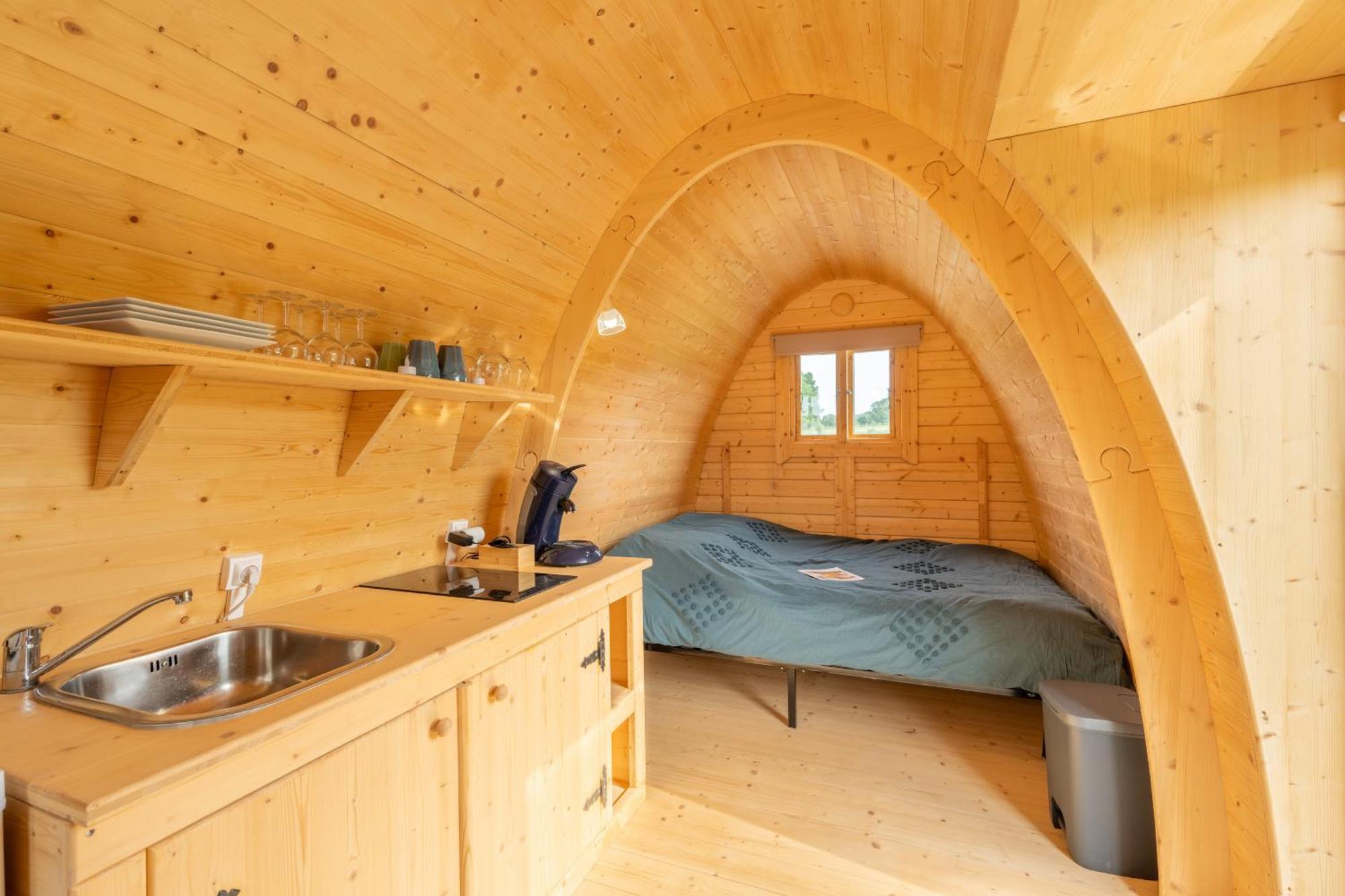 Logements Insolites A La Ferme - Yourte, Kota Ou Pod Farbus Номер фото