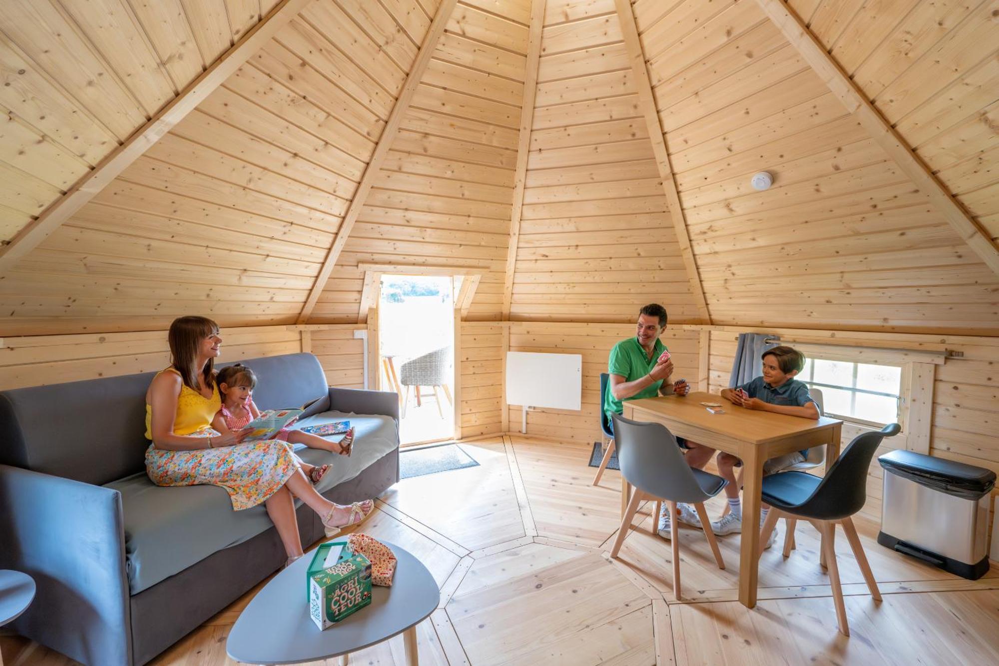 Logements Insolites A La Ferme - Yourte, Kota Ou Pod Farbus Номер фото