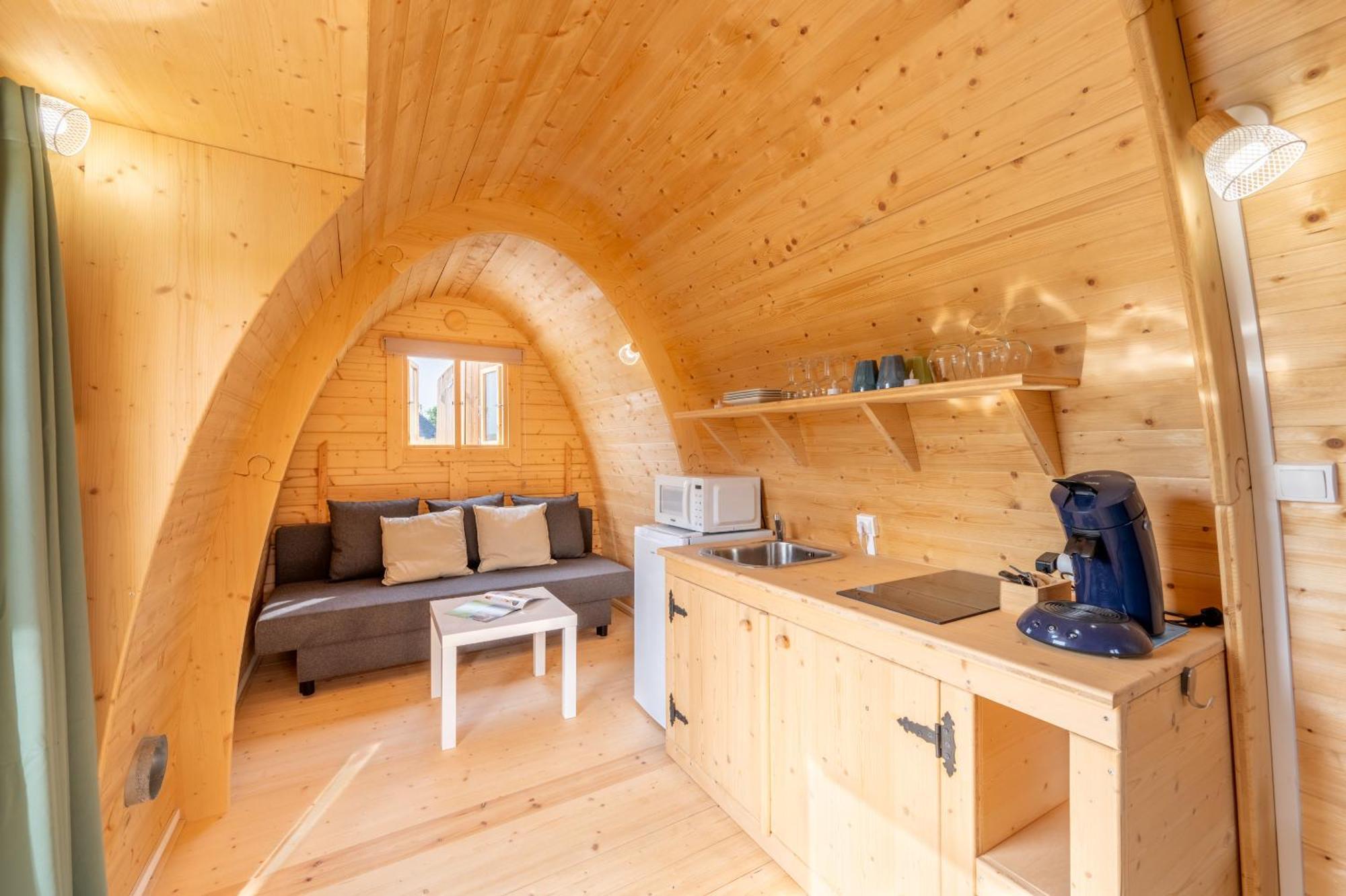 Logements Insolites A La Ferme - Yourte, Kota Ou Pod Farbus Номер фото