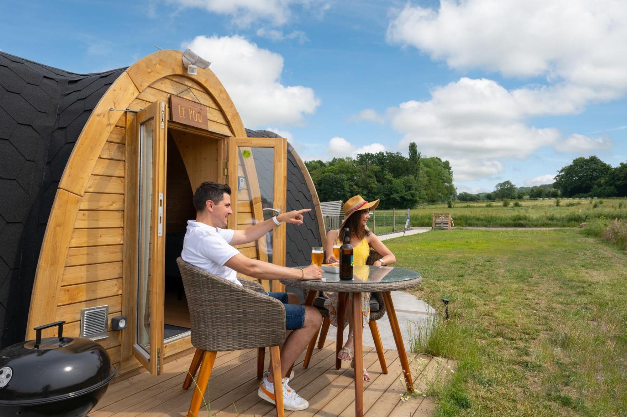 Logements Insolites A La Ferme - Yourte, Kota Ou Pod Farbus Номер фото