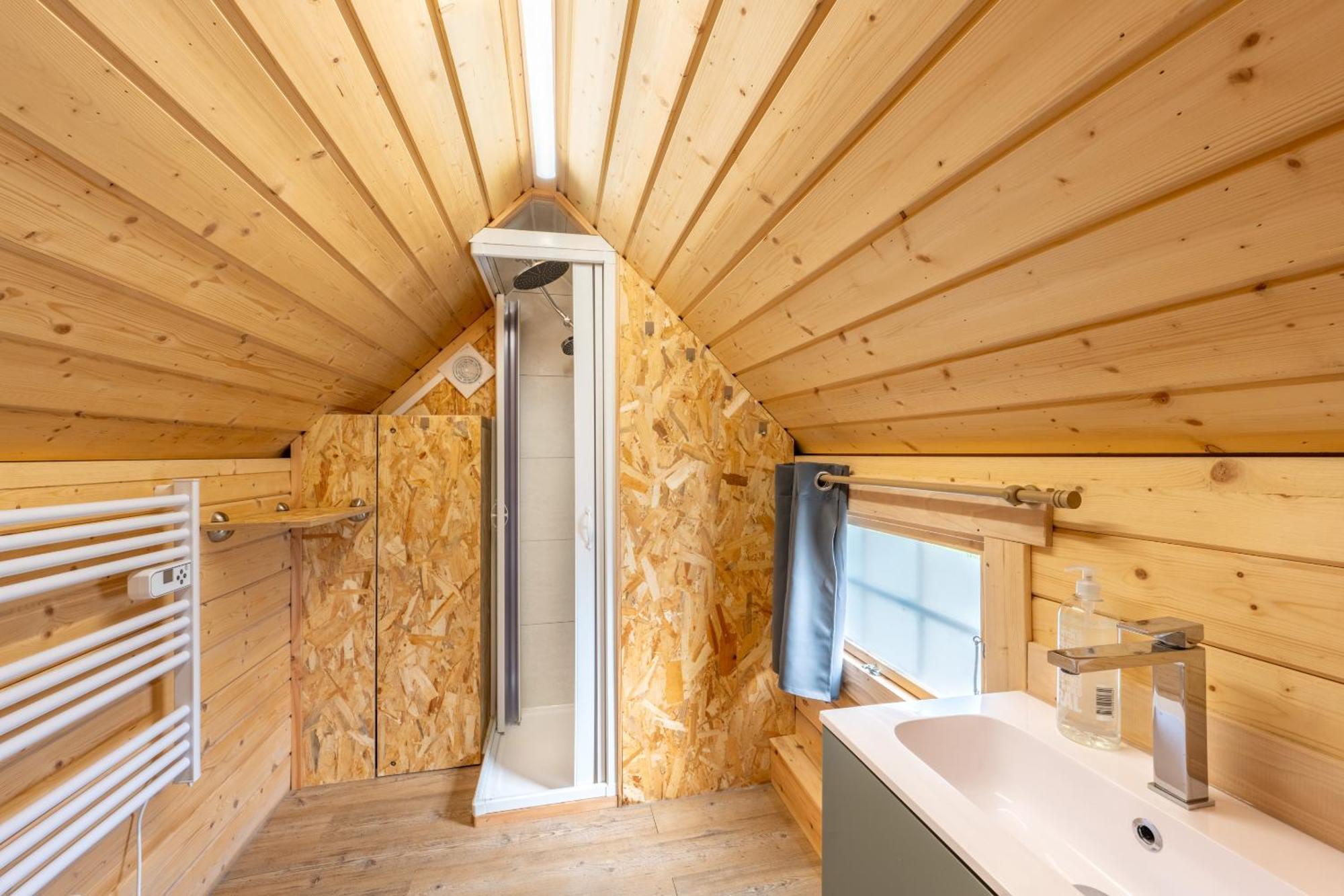 Logements Insolites A La Ferme - Yourte, Kota Ou Pod Farbus Номер фото
